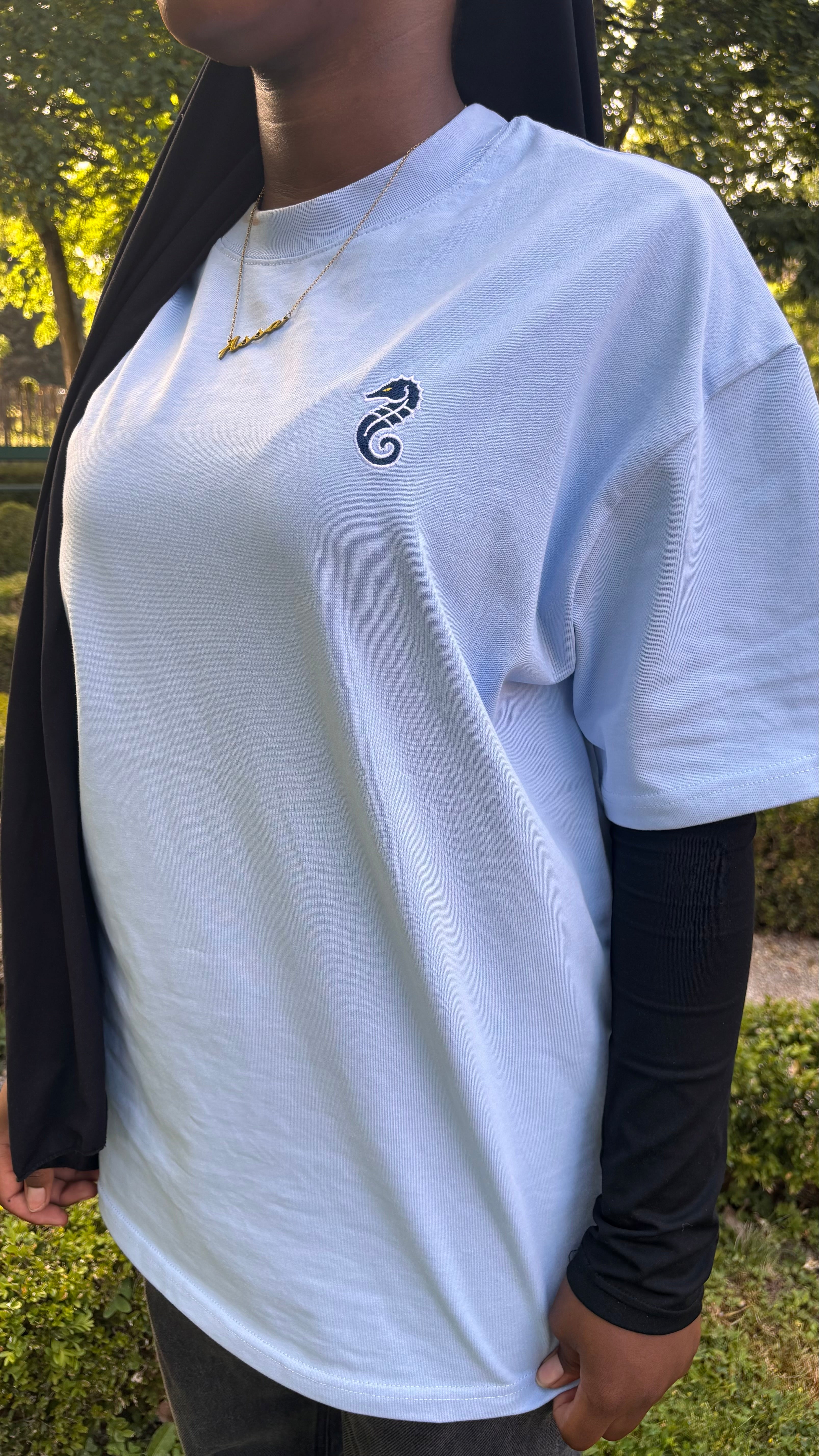 T-shirt Blue Baharii Oversize – Édition Signature